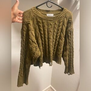 Arizona Jean Company Olive Cable Knit Sweater